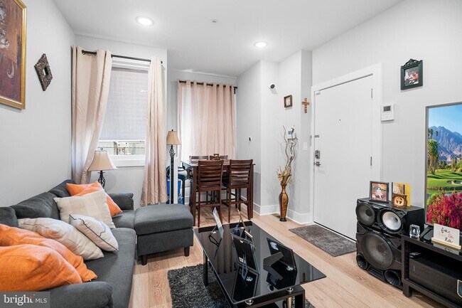 Foto del edificio - 1924 N 6th St