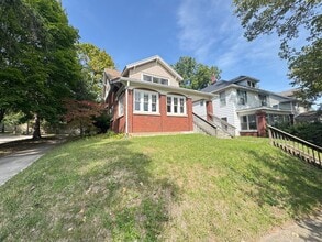Building Photo - 1325 Lake Michigan Dr NW