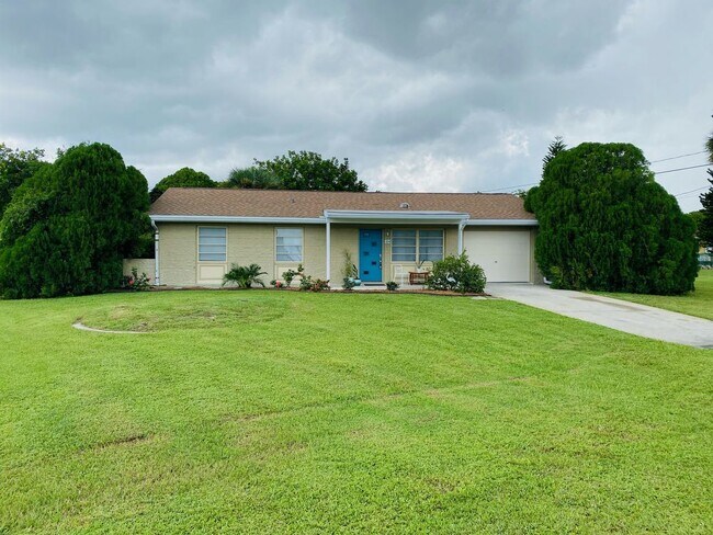 Building Photo - 324 Granada Blvd