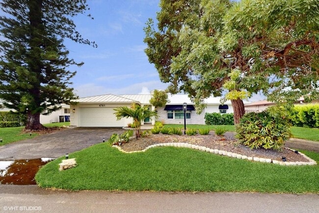Foto del edificio - 4761 NE 28th Ave
