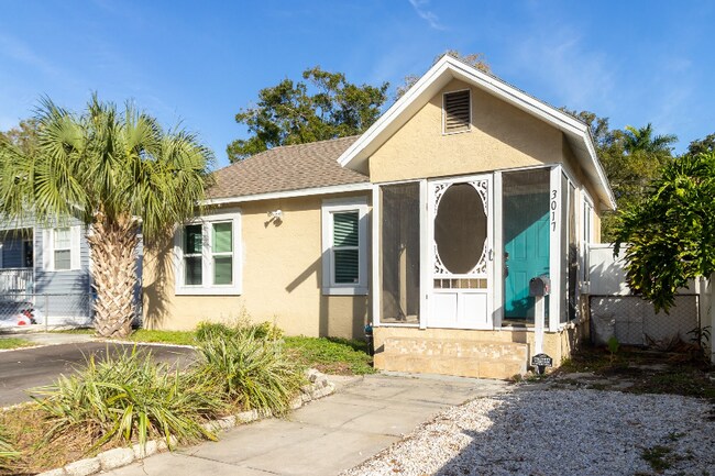 Foto del edificio - 3017 Freemont Terrace S