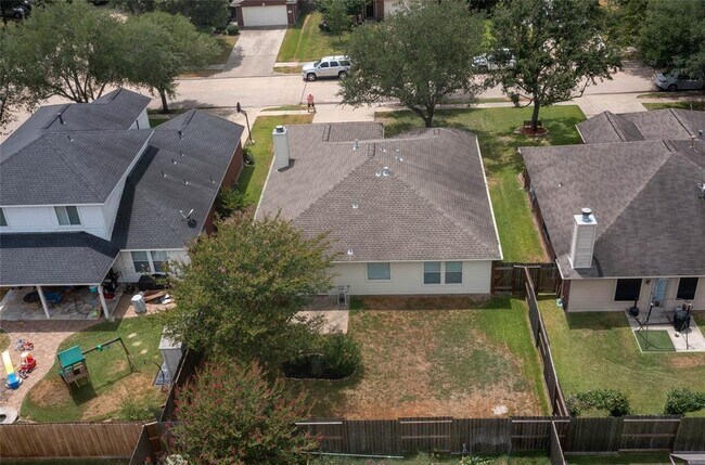 Building Photo - 14606 Cypress Cottage Ct