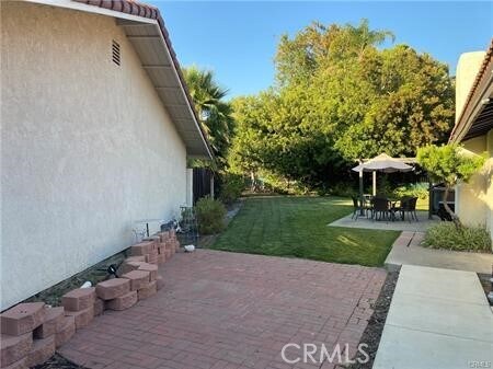 Foto del edificio - 24946 Sunset Pl E