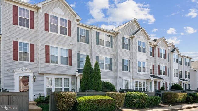 Building Photo - 9304 Witch Hazel Way