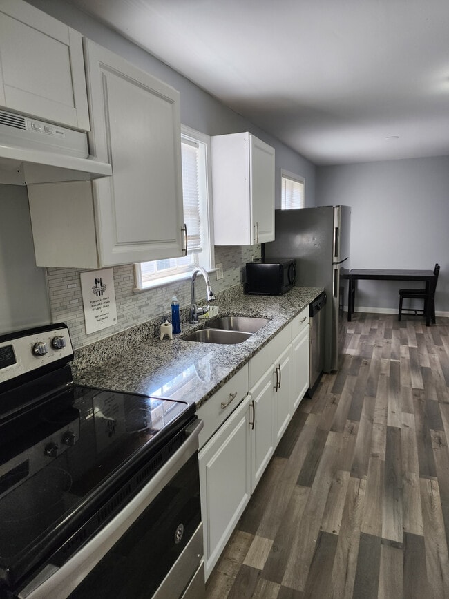 Photo - Room in Duplex on Jones Ave NW Townhome