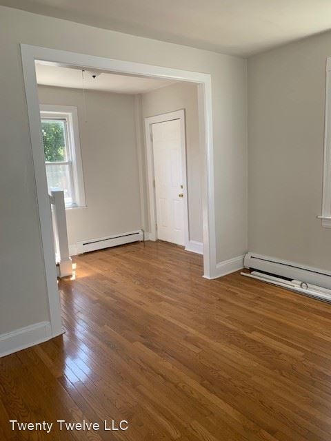 Building Photo - 3 br, 1 bath House - 37 Rill Street