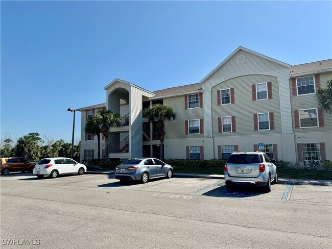 Foto del edificio - 1769 Four Mile Cove Pkwy