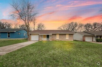 Building Photo - 315 Linkview Dr