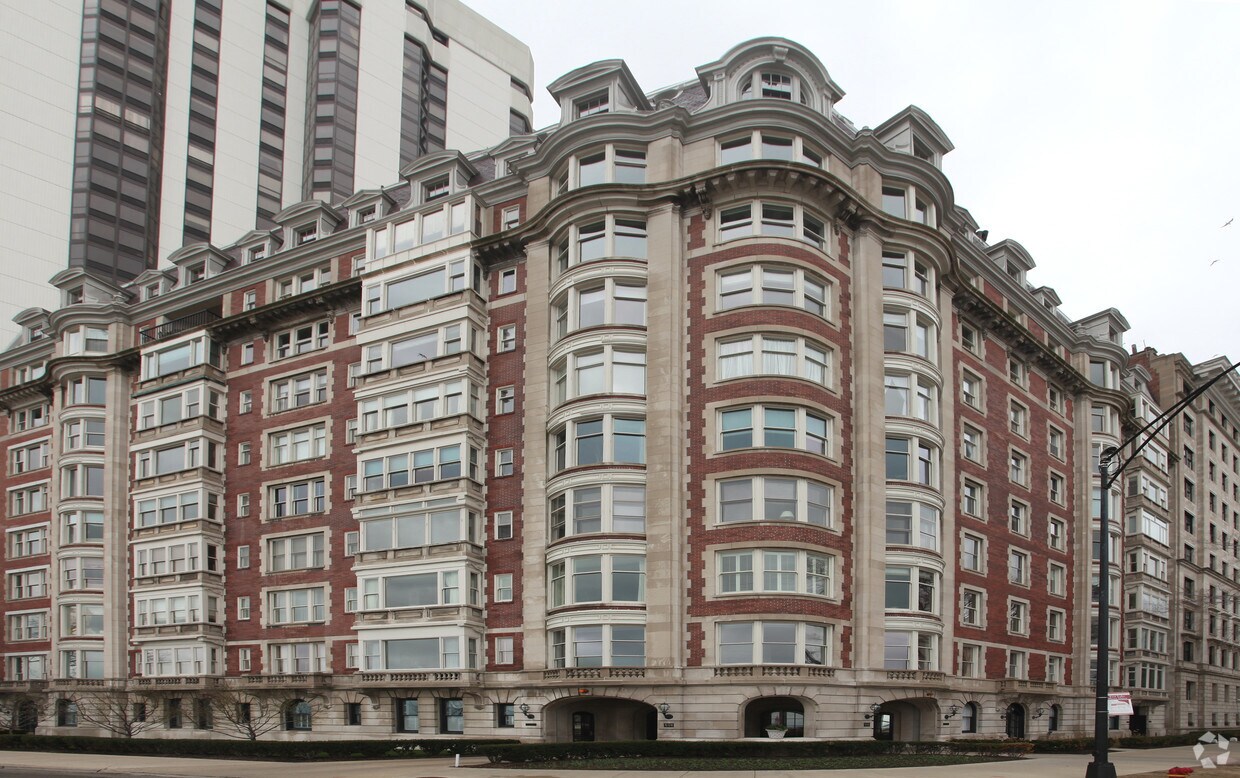 999 N Lake Shore Dr, Chicago, IL 60611 Apartments 999 N Lake Shore Dr