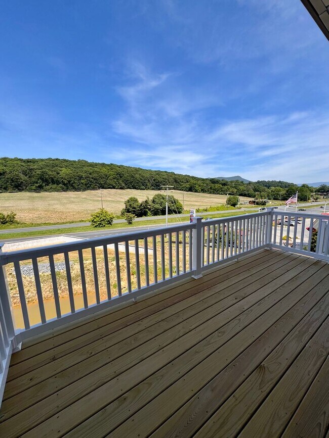 Foto del edificio - 2905 Orchard Ridge Lane
