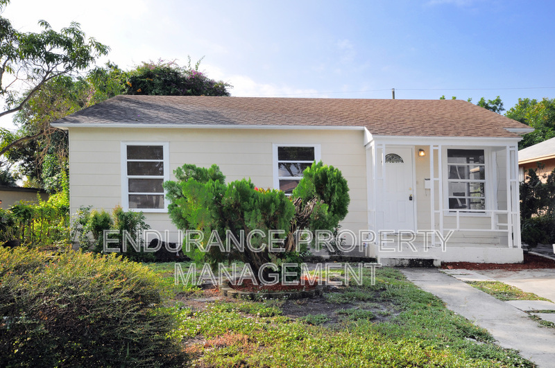 Foto principal - 814 30th Ct