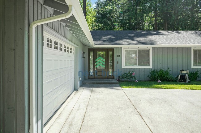 Photo - 3 Bed, 2.5 Bath Single Family Available fo... House