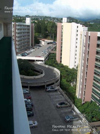 Foto del edificio - Colonnade on the Green