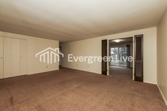 Building Photo - 7972 Blackshear Dr