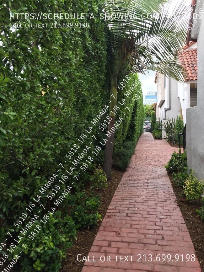 Foto del edificio - 5818 1/8 La Mirada-7
