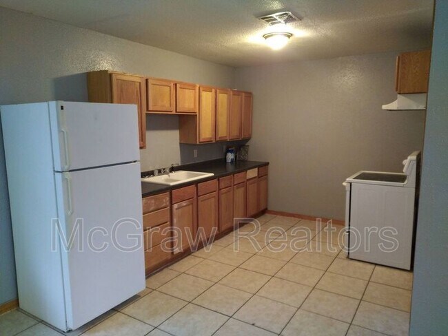 Foto del edificio - 218 E 14th St