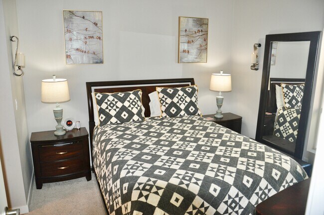 Habitación privada - 1521 N Columbus Ave
