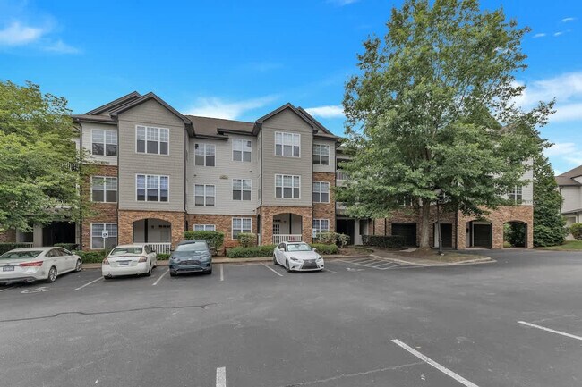Foto del edificio - 8226 Hydon Dawn Ln