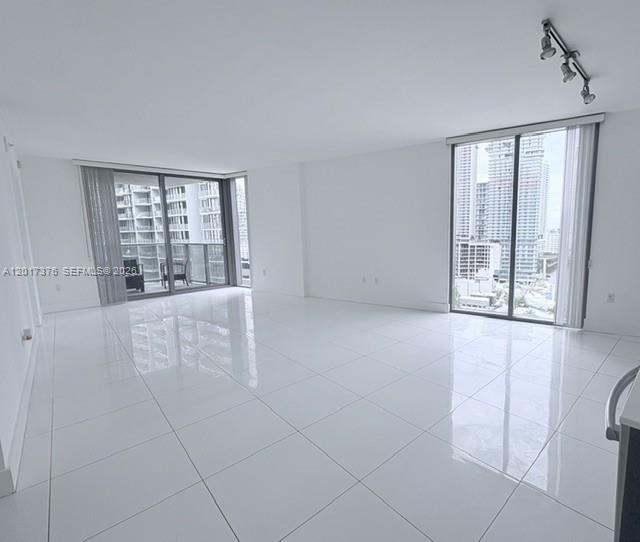 Foto del edificio - 31 SE 6th St