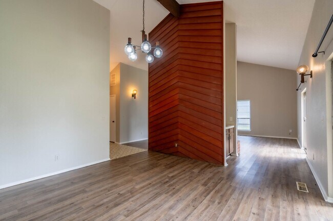 Building Photo - S Darlington Duplex