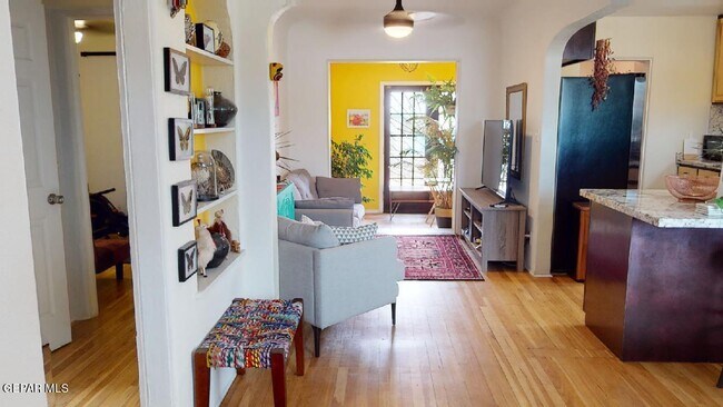 Foto del edificio - 3016 Fort Blvd