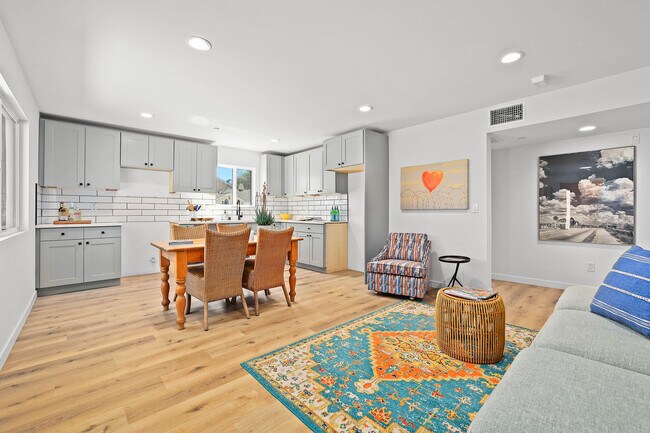 Foto del edificio - 6453 Calhoun Ave