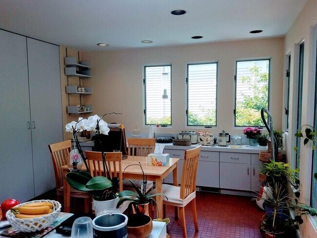 Foto del edificio - 15 Holly Ave