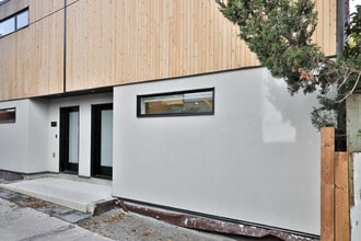 Building Photo - 68 Foxley St