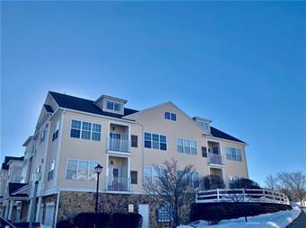 Building Photo - 730 Eden Terrace