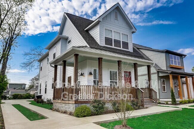 Building Photo - 1113 Park St