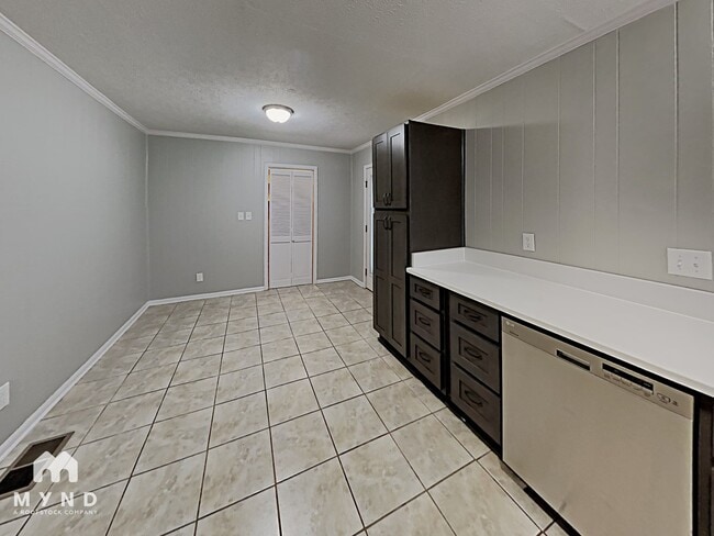 Building Photo - 2570 Rolling View Dr