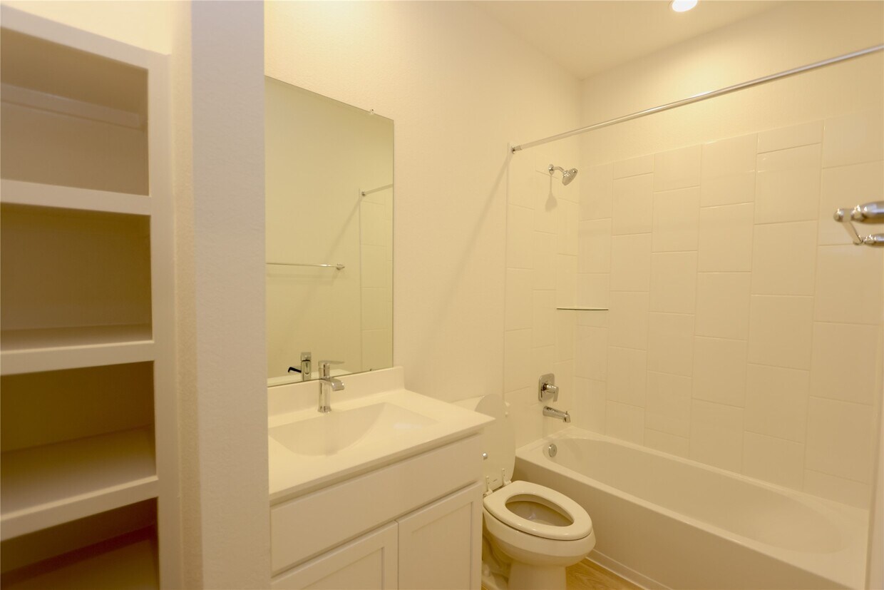 Foto del edificio - 1606 Cedar Pointe Ct