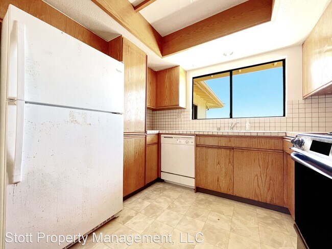 Building Photo - 4 br, 3 bath House - 98-747 Naalii Street