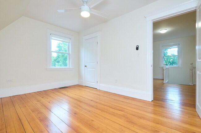 Building Photo - 63 PARKER STREET