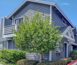 Building Photo - 2191 Canyon Dr