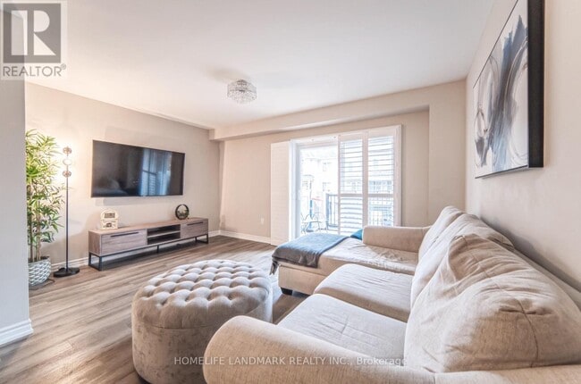 Building Photo - 875 Cactus Point