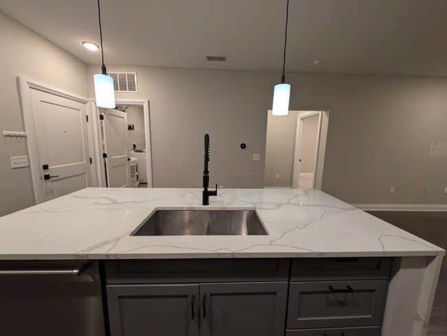 Foto del edificio - 751 N 6th St