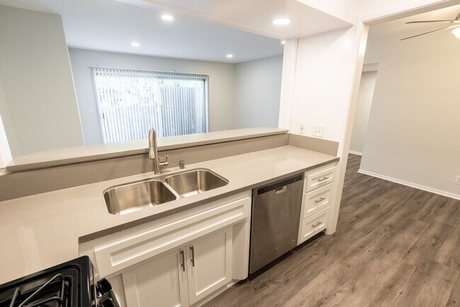 Foto del interior - 312 S. Willaman Drive