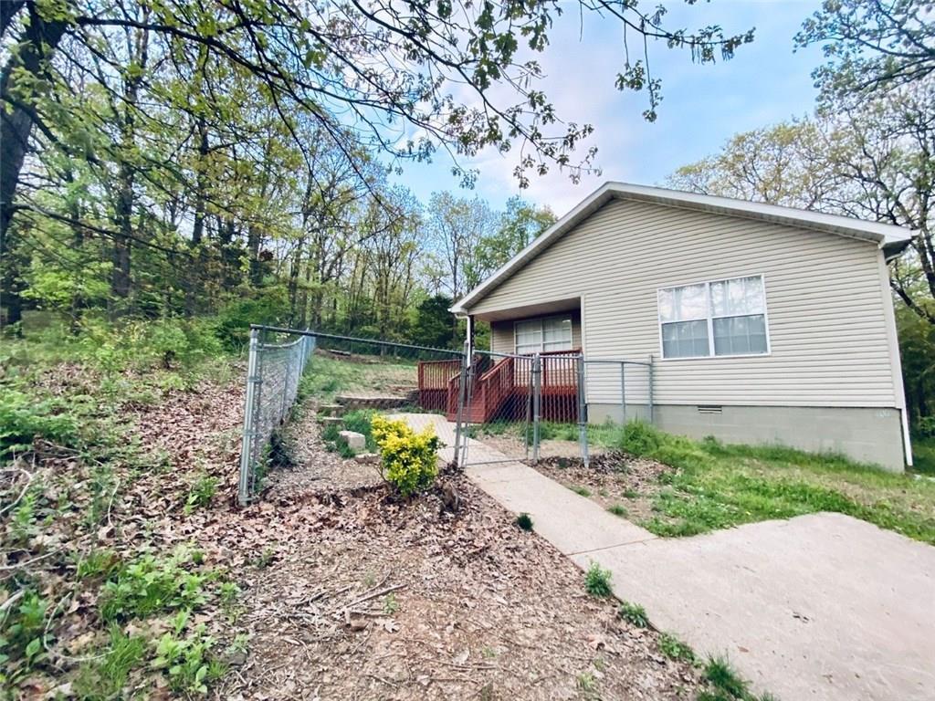 Foto principal - 1600 E 5th St
