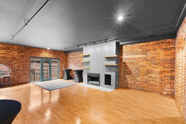 Foto del edificio - 55 W Livingston Ave