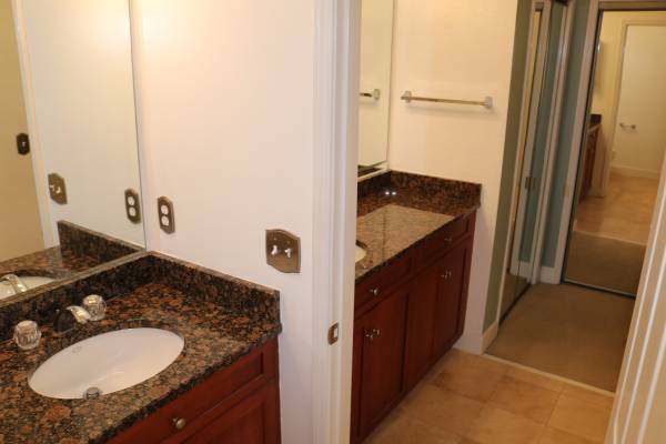 Master Bath - 2921 Lenox Rd NE
