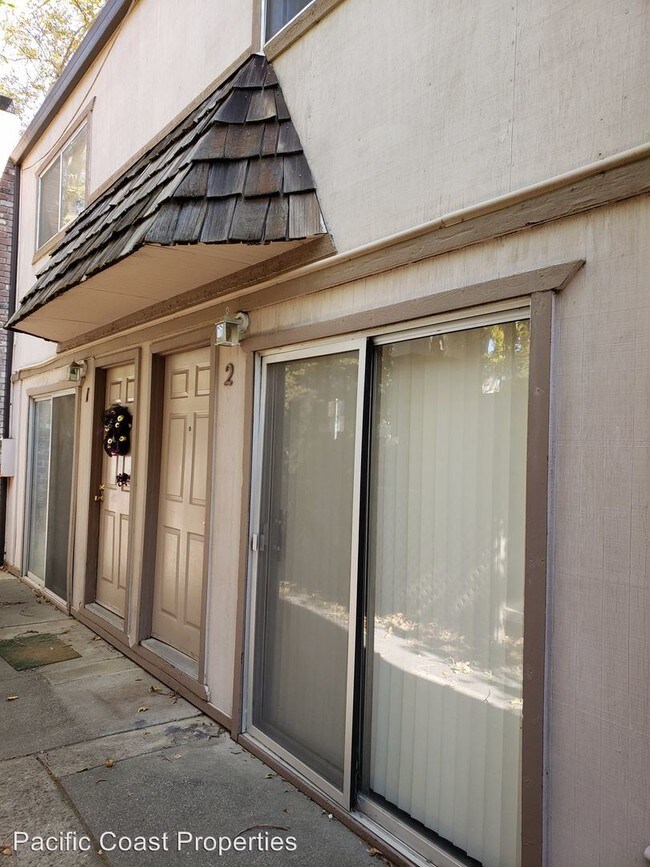 Foto del edificio - 2 br, 1.5 bath Apartment - 2810 F STREET