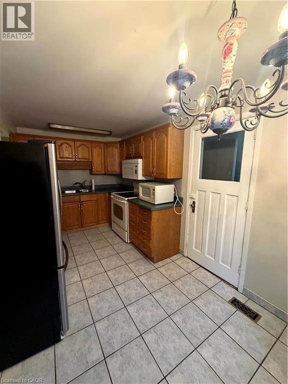 Photo du bâtiment - 92 Gary Ave