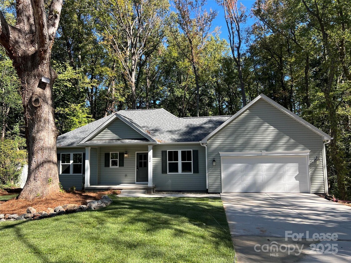 Primary Photo - 2498 Tatum Rd