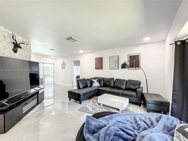 Foto del edificio - 1751 SW 30th Pl