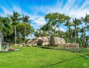 Building Photo - 10930 Lakemore Ln