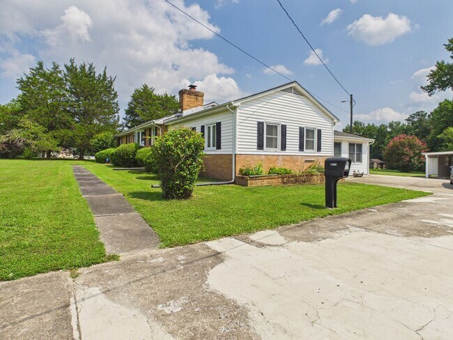 Foto del edificio - 11625 Reedy Branch Rd