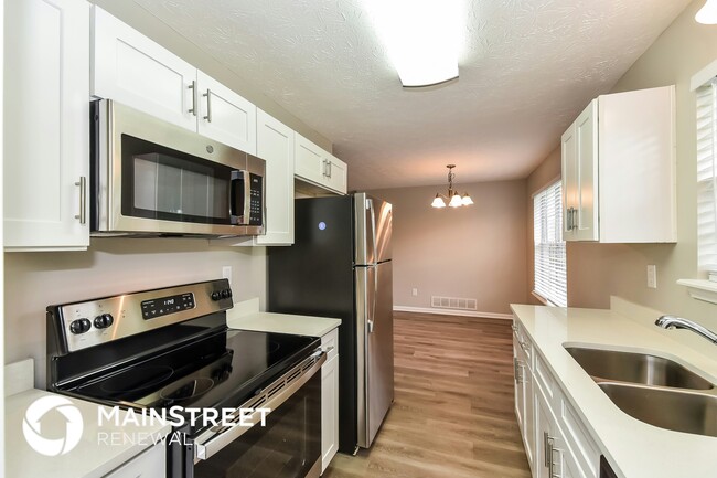 Foto del edificio - 75 Beechwood Ln