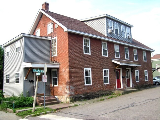 Photo - 12 North St Apartment