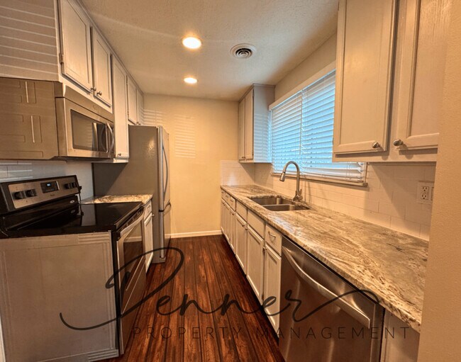 Foto del edificio - 7608 McGee St